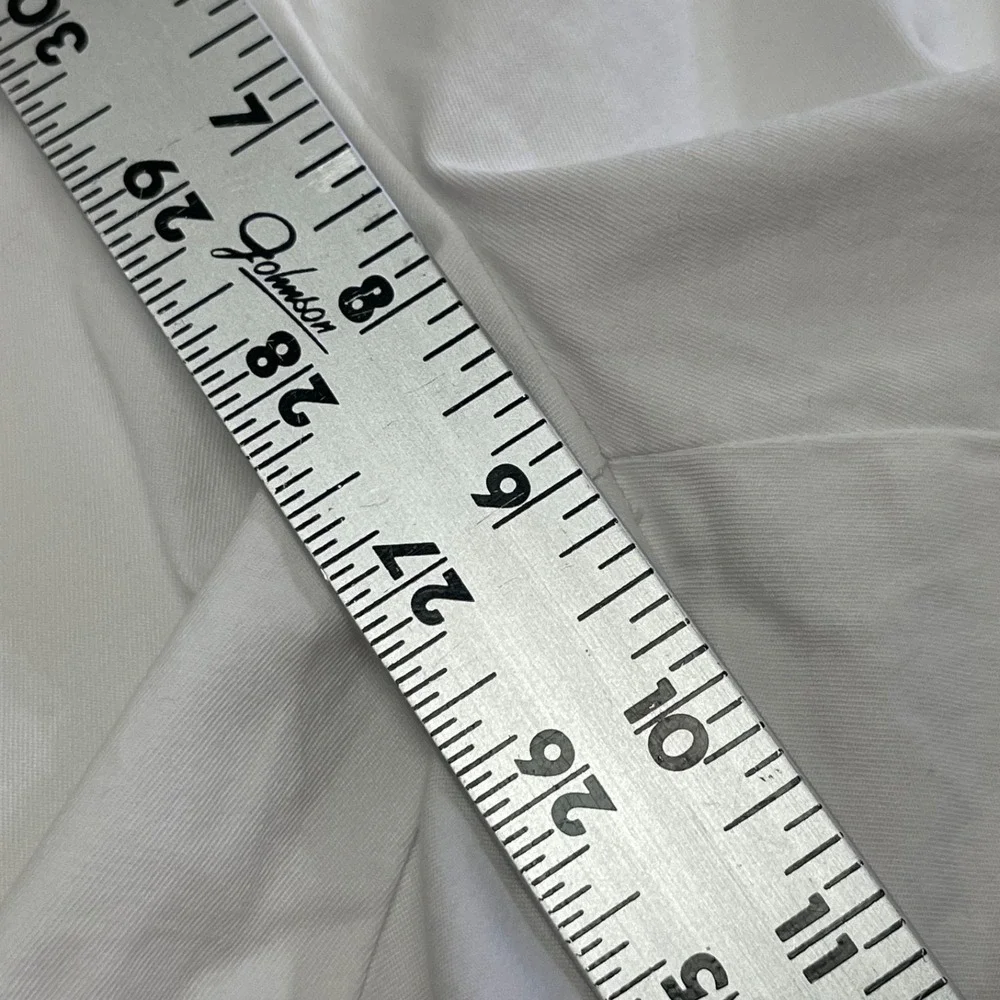 Talbots Petite Women's Size 4P White‎ Bermuda Walking Short Stretch